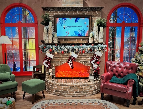 Central Plaza Merry Xmas 2023.jpg