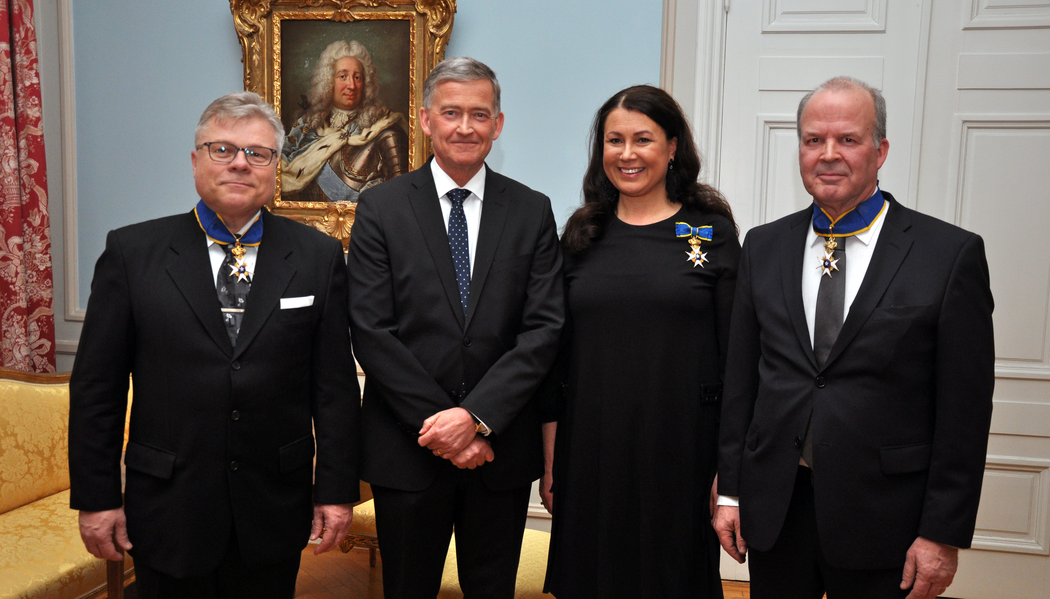 Konsuler och ambassadör